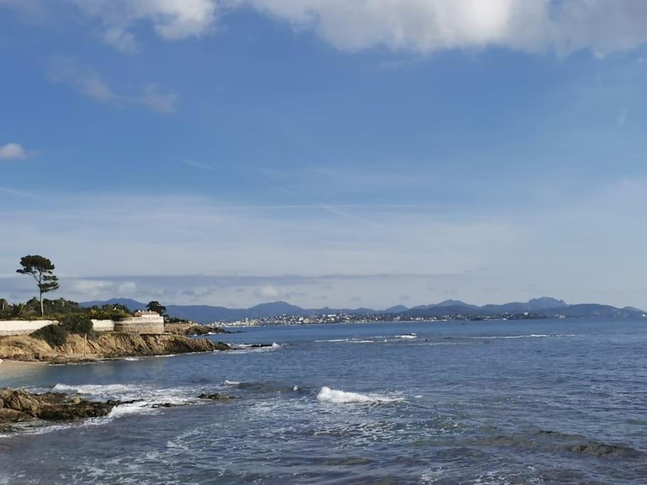 Appartement La Tranquillite, 2Mn A Pieds Mer Fréjus Εξωτερικό φωτογραφία